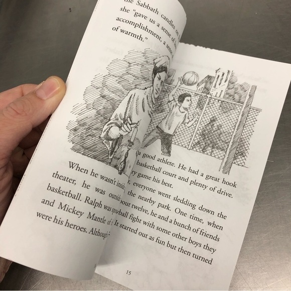 Who is.. Ralph Lauren? Paperback Book - Picture 4 of 5